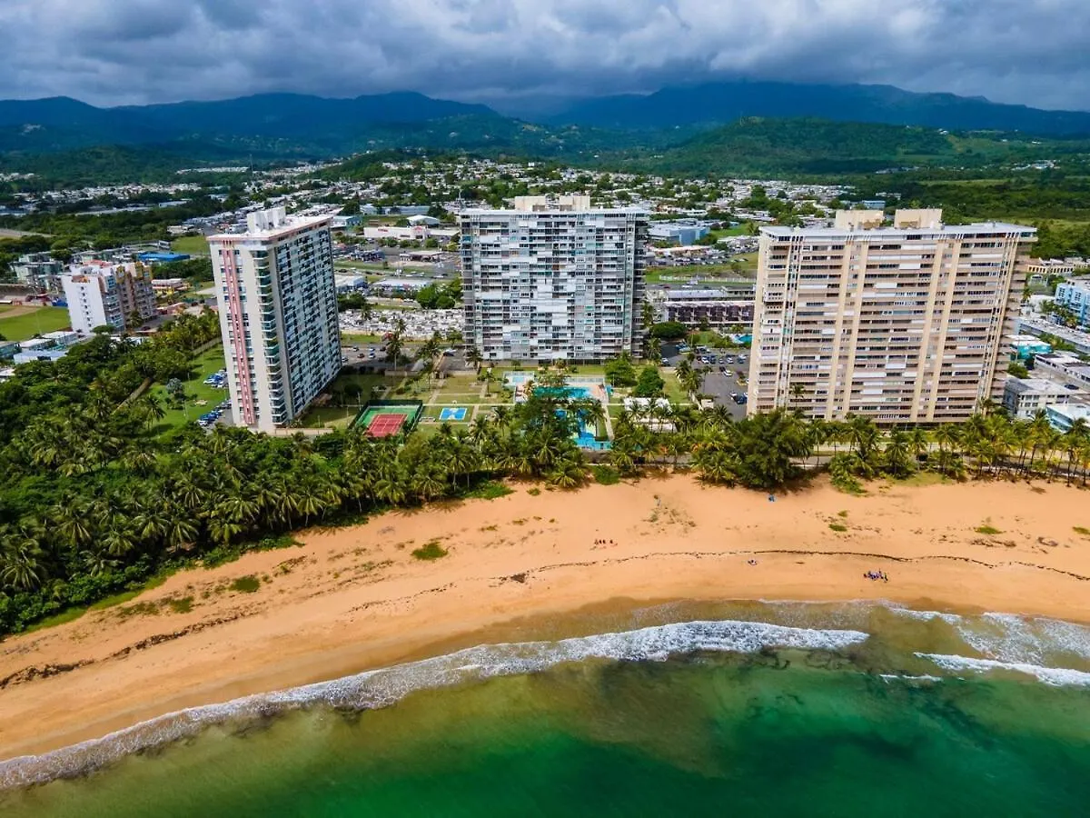 Playa Azul Beach Paradise 루키요